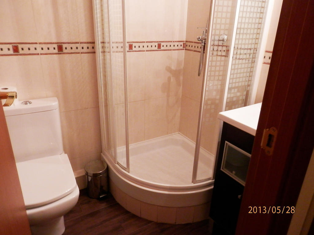 Barcelona Central Garden Hostal חדר תמונה