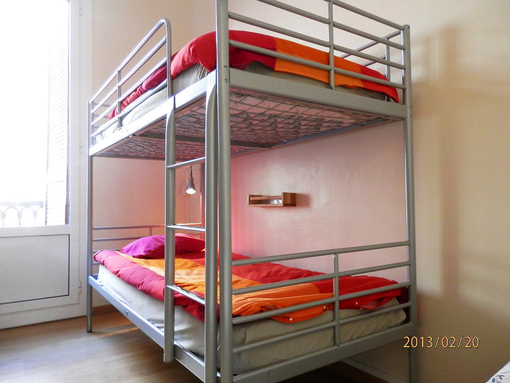 Barcelona Central Garden Hostal חדר תמונה