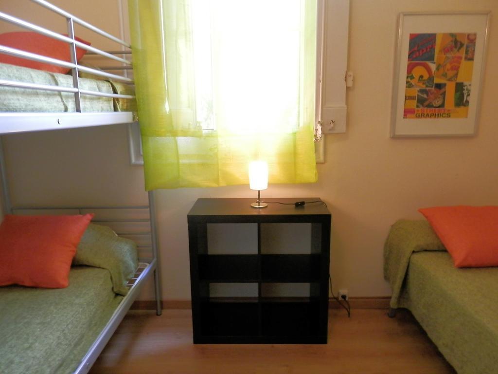 Barcelona Central Garden Hostal מראה חיצוני תמונה